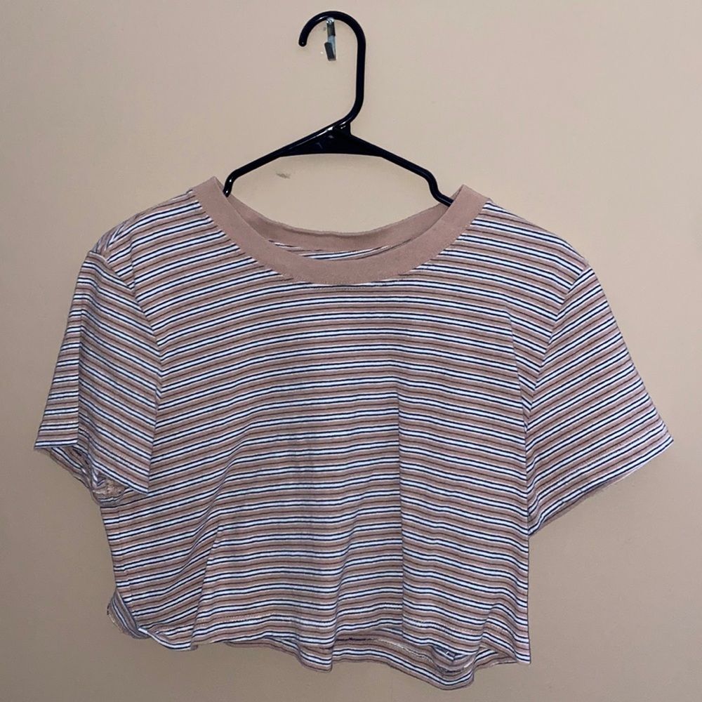 urban outfitters crop top